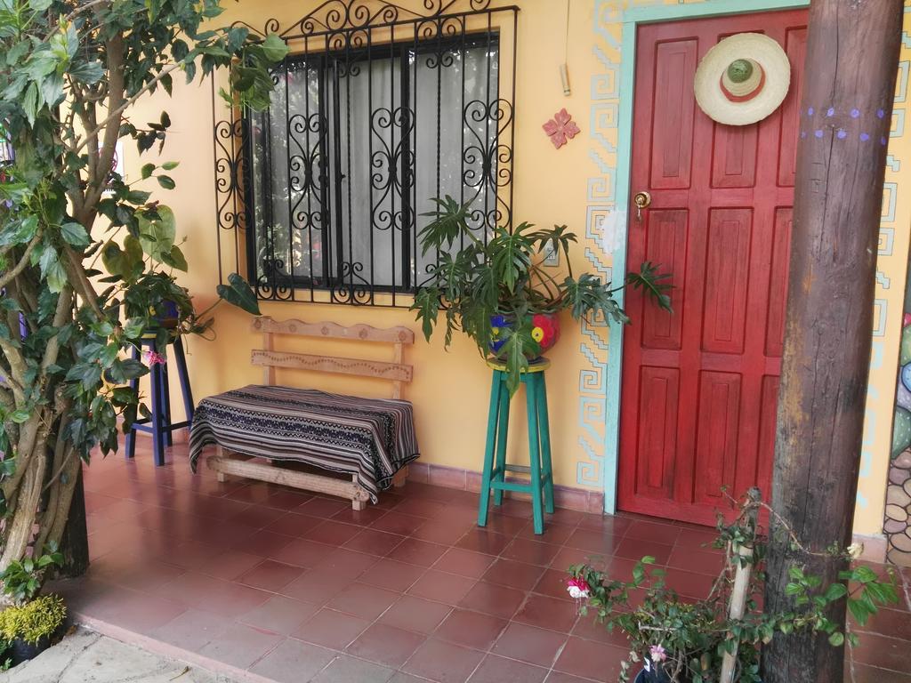 Bed and Breakfast Jaguar You Сан-Кристобаль-де-Ла-Касас Экстерьер фото